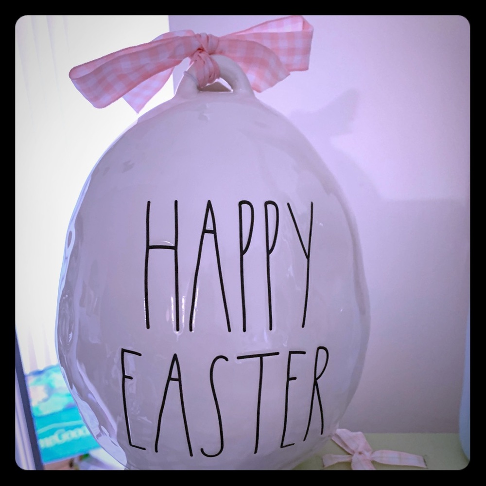 RAE DUNN Easter Egg